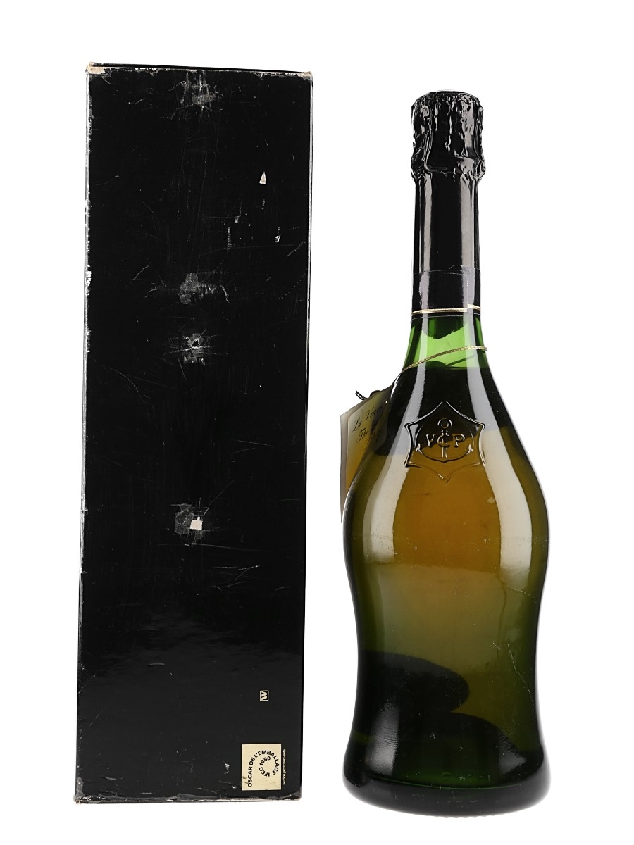 1976 Veuve Clicquot Ponsardin La Grande Dame - Lot 167519 - Buy