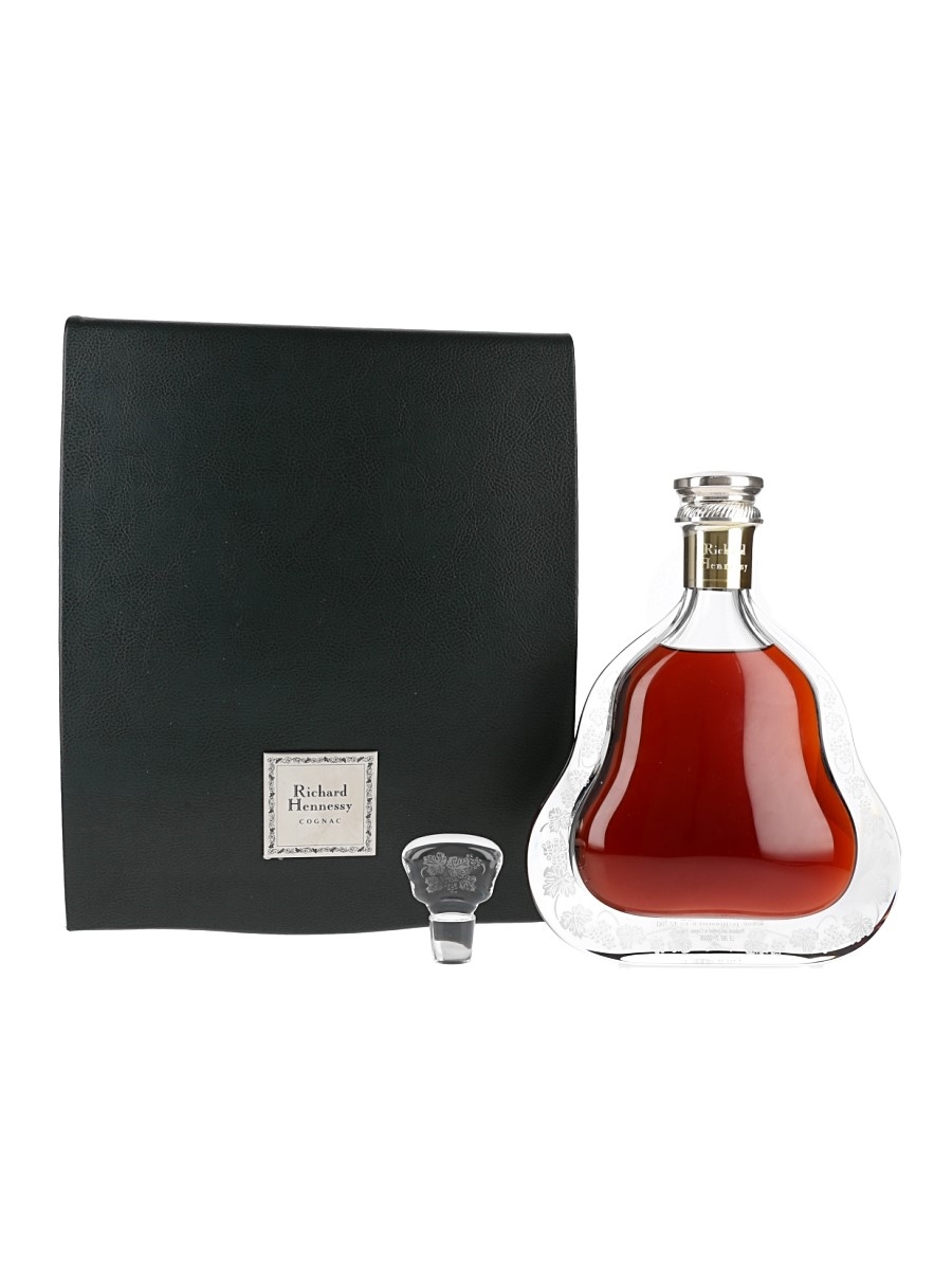 Richard Hennessy Baccarat Crystal Decanter -Duty Free 70cl / 40%