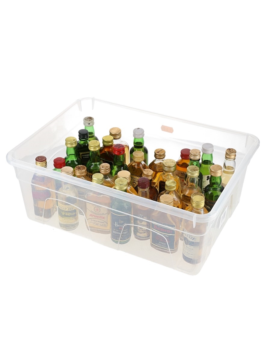 Assorted Blended Scotch Whisky  31 x 5cl