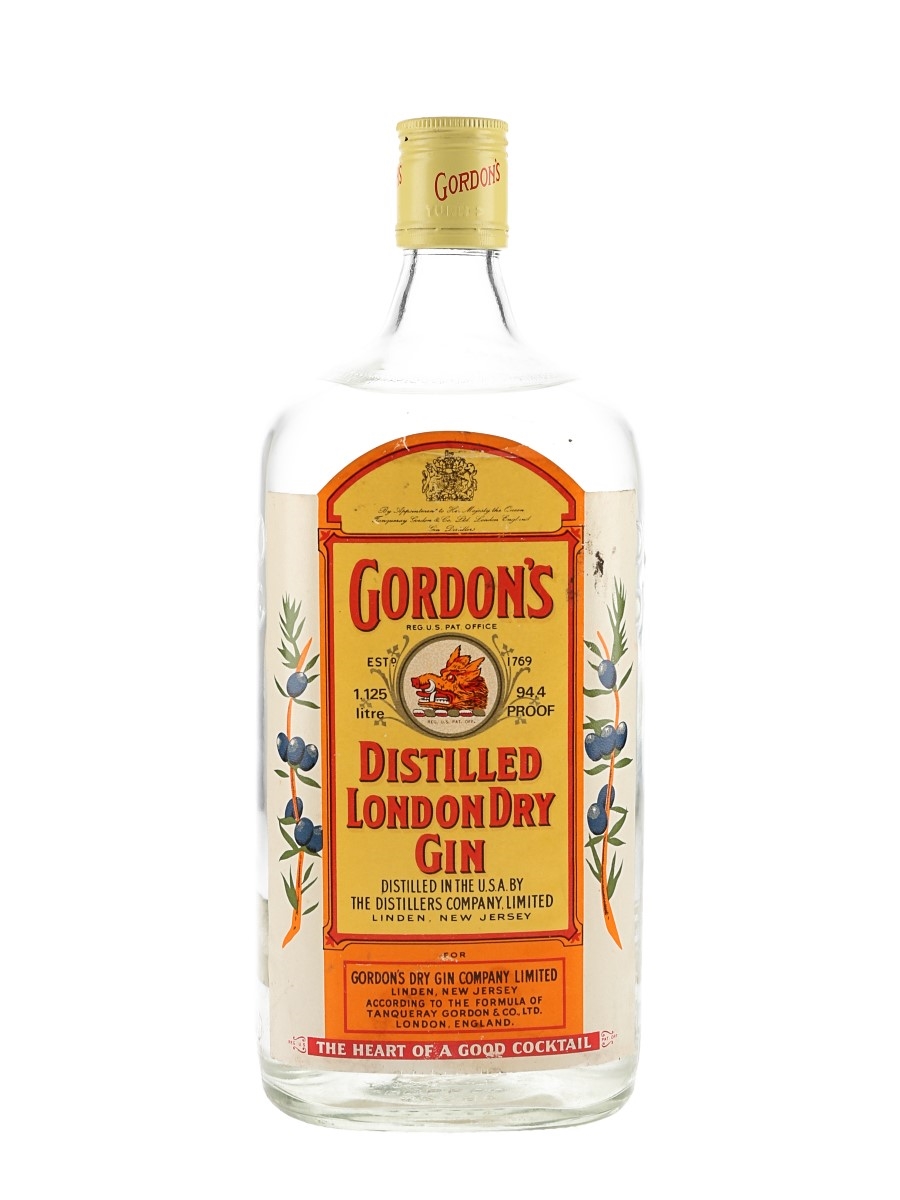 Gordon's Distilled London Dry Gin Bottled 1970s - Linden, New Jersey 112.5cl / 47.2%