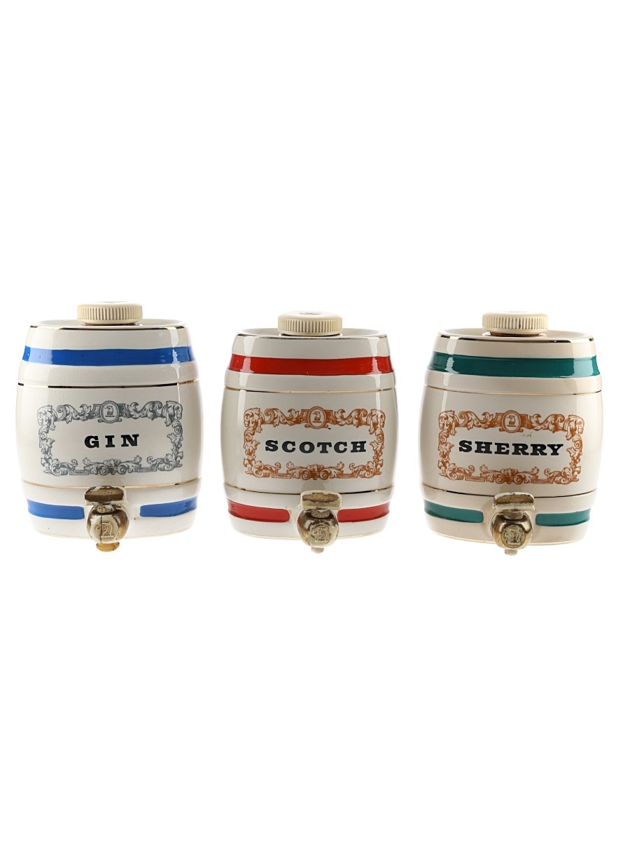 Gin, Scotch & Sherry Barrel Dispenser W & A Gilbey Limited - Wade Ceramic 3 x 13cm x 10cm