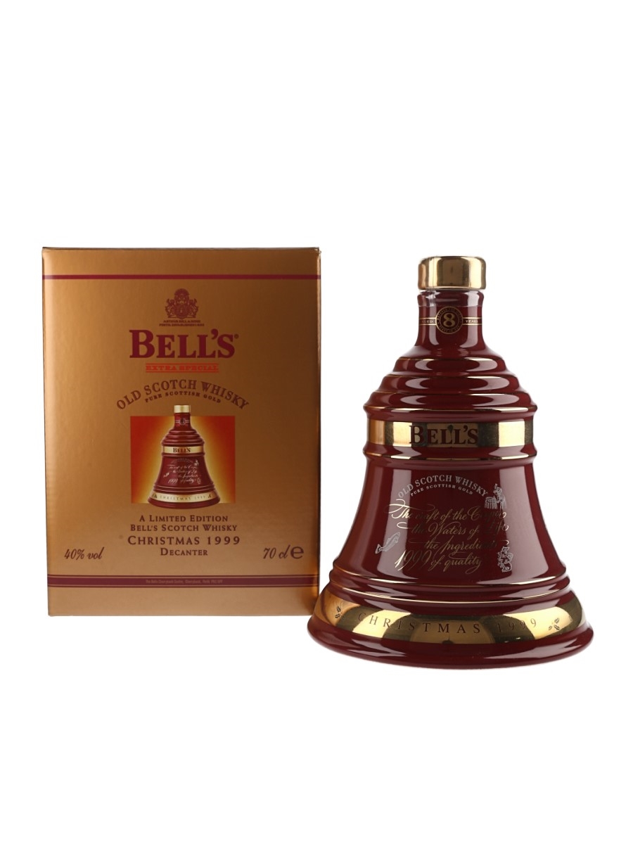 Bell's Christmas 1999 8 Year Old Ceramic Decanter  70cl / 40%