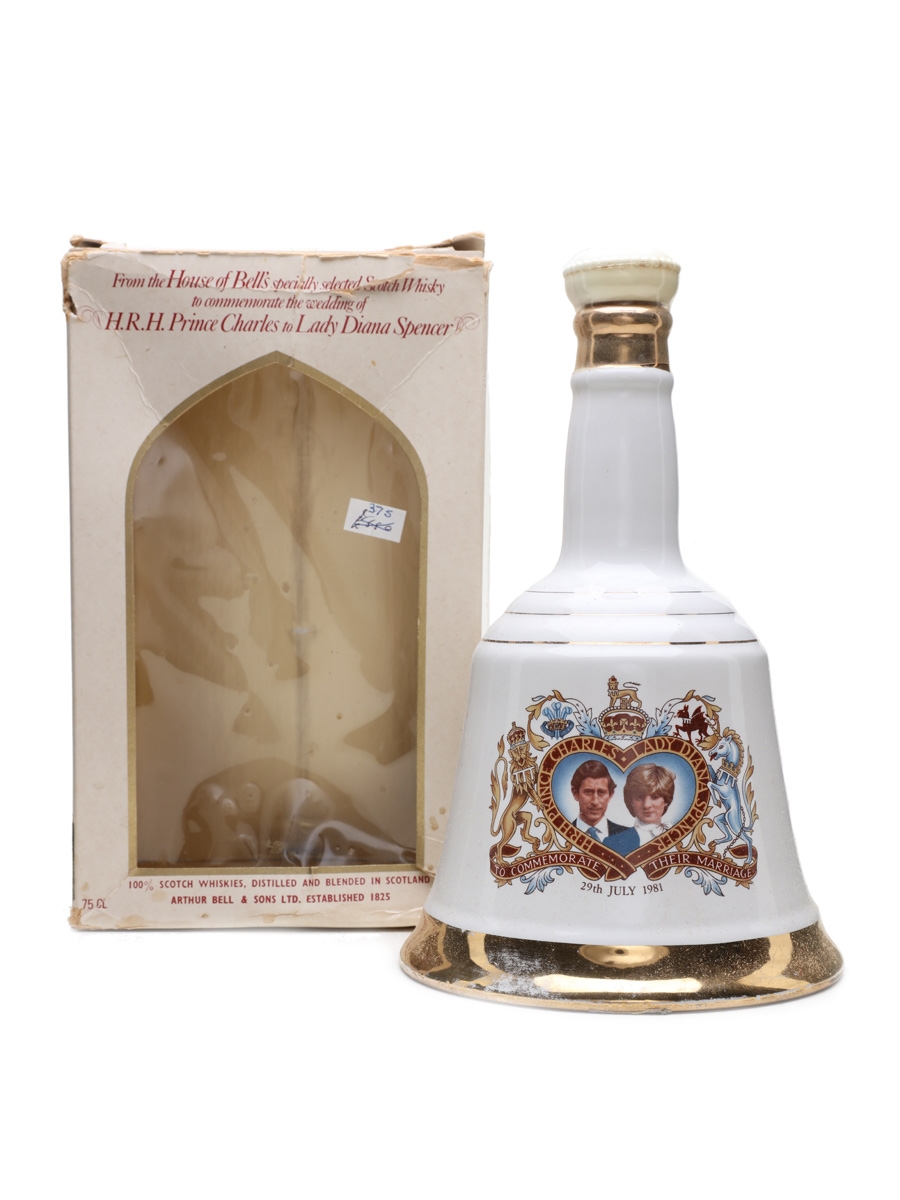 Photo for bells whisky decanters the royal wedding 1981