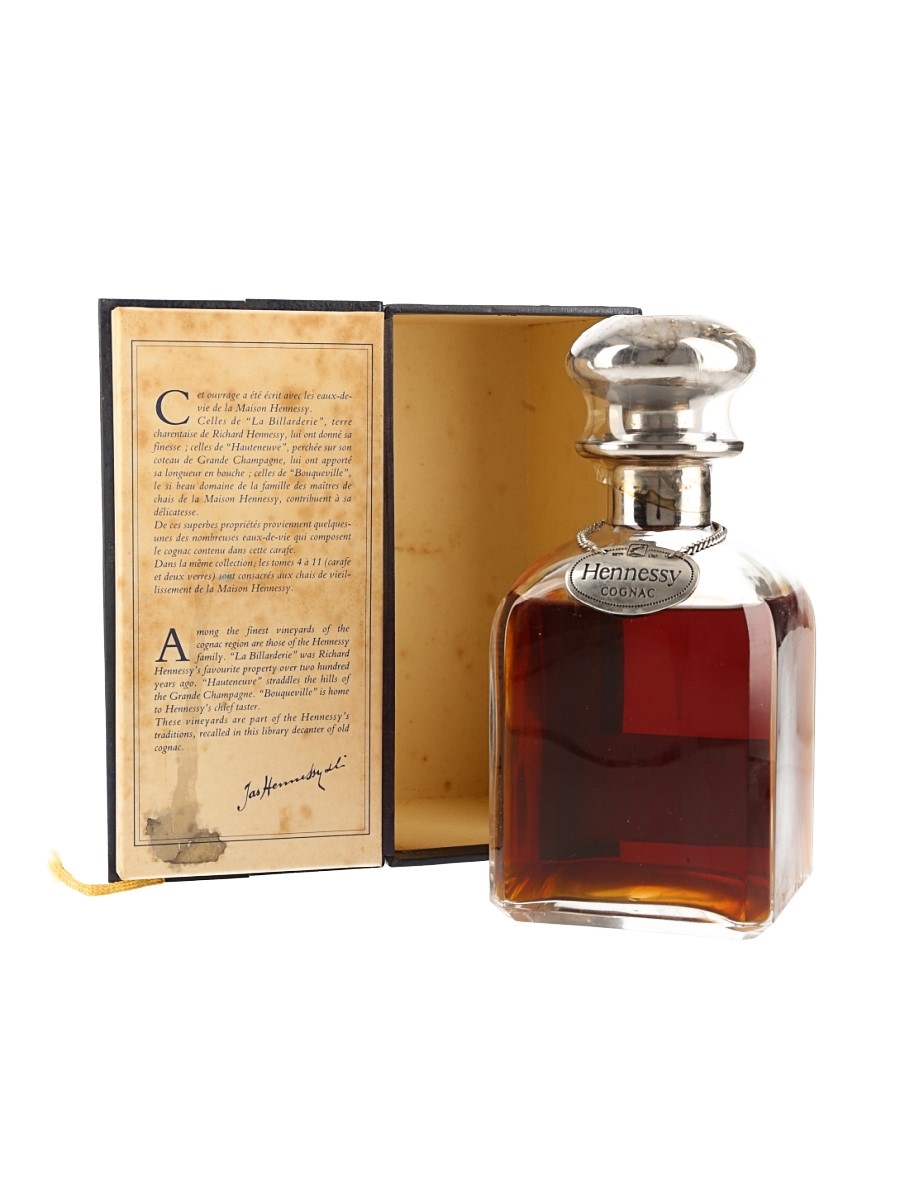 Hennessy〈SILVER TOP★LIBRARY DECANTER〉未開栓 Henessy〈SILVER TOP☆LIBRARY DECANTER〉未開栓 - メルカリ