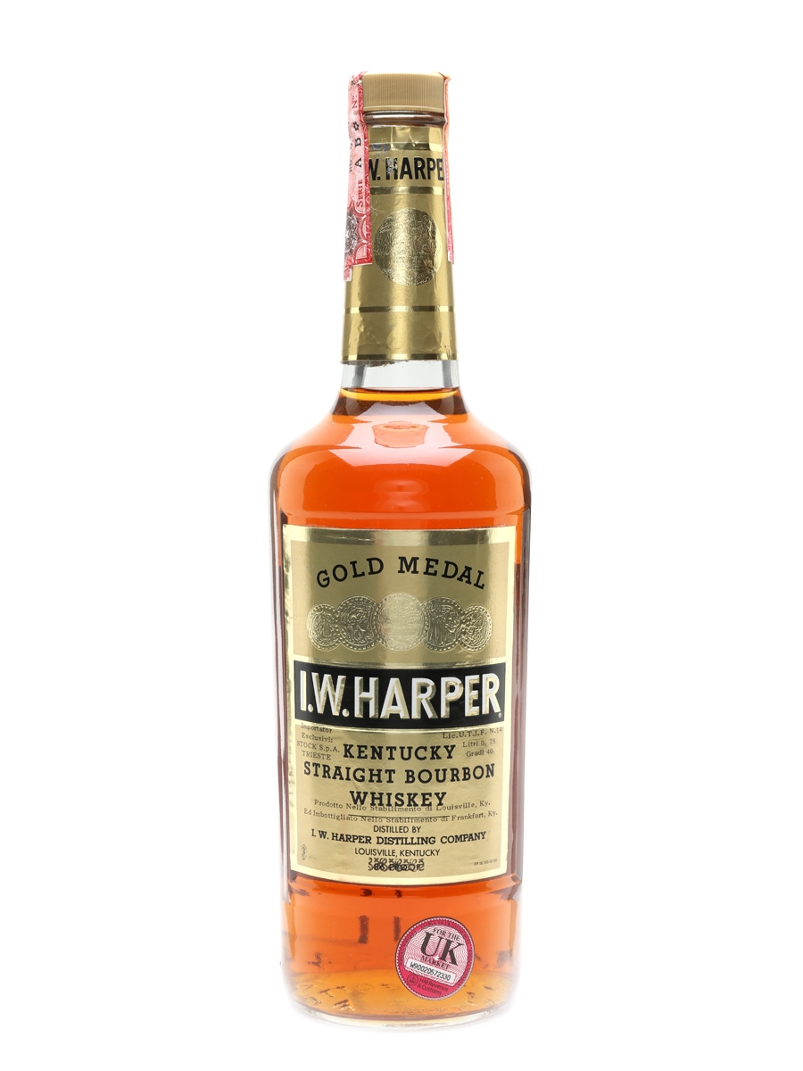 I W Harper 4 Year Old Bottled 1970s 75cl / 40%