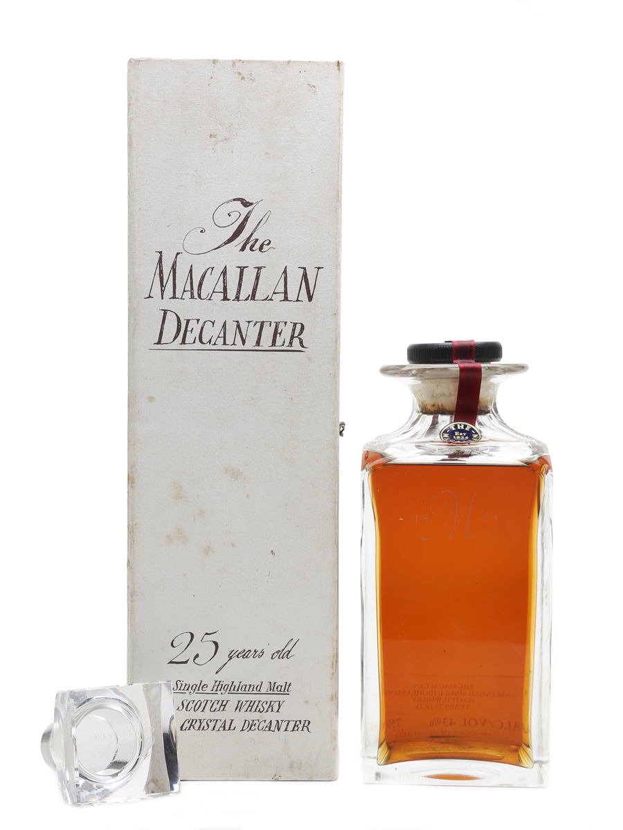 Macallan 1962 Decanter 25 Year Old - Tudor Crystal 75cl / 43%