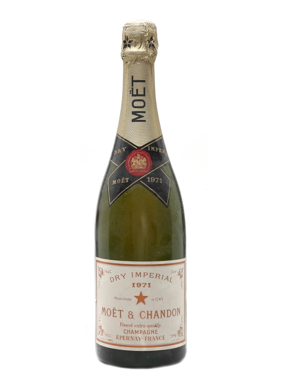 Moet & Chandon 1971 Dry Imperial 75cl / 12%
