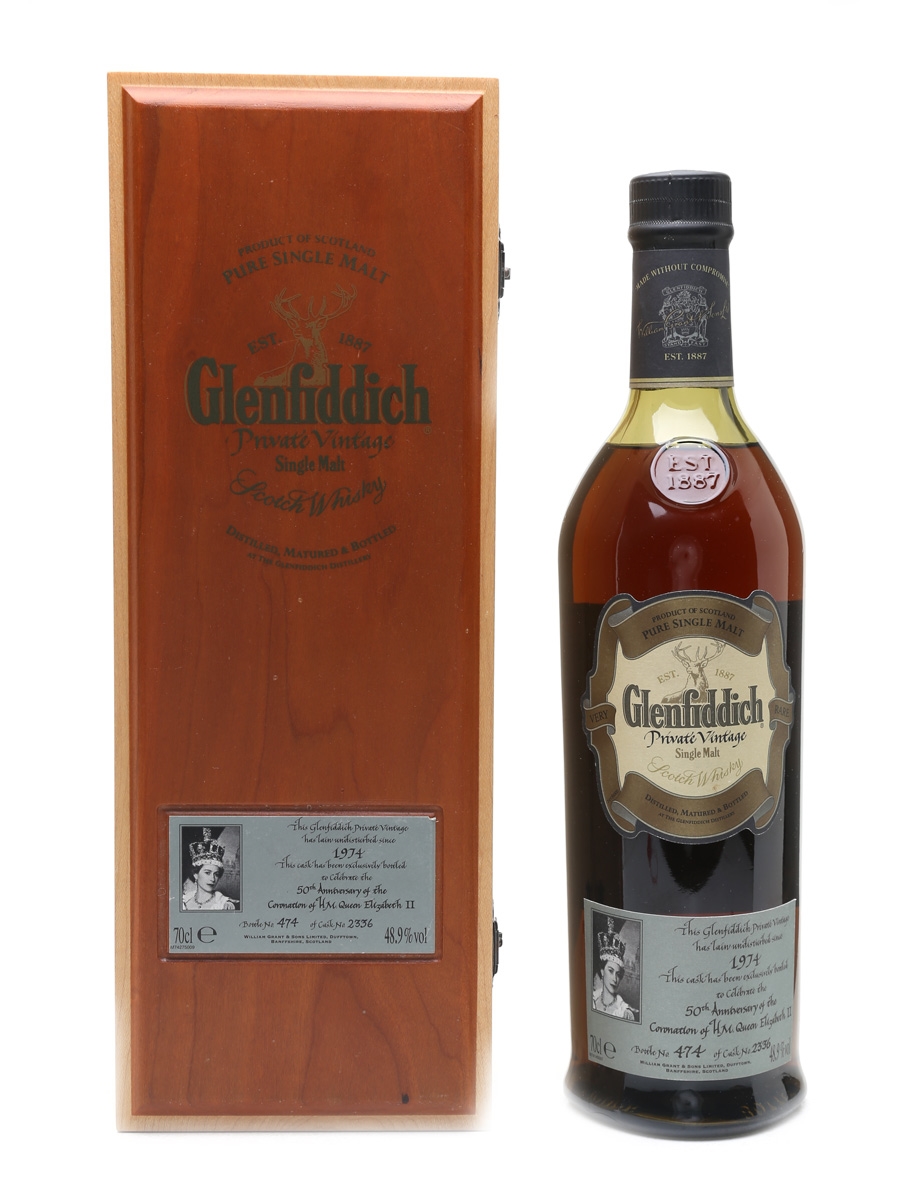 Glenfiddich 1974 Private Reserve Bottled 2002 - Queen Elizabeth II 70cl / 48.9%
