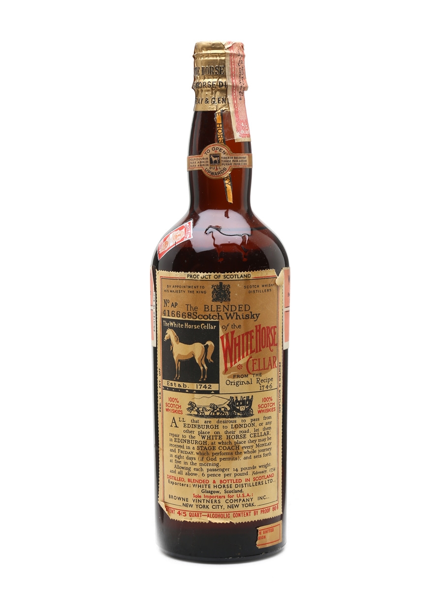 White Horse Spring Cap Bottled 1945-1952 - Browne Vintners 75.7cl / 43.4%