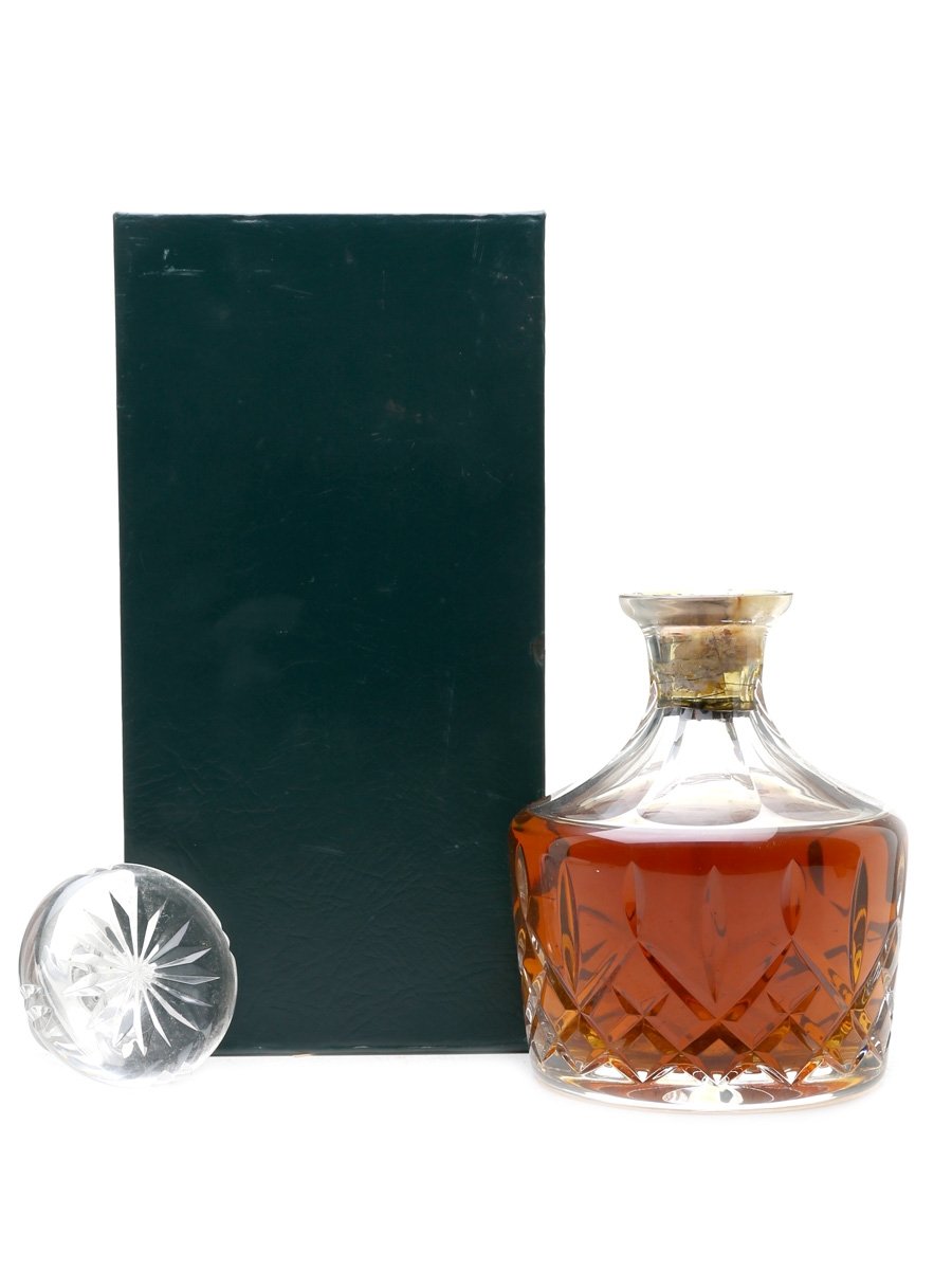 Old Irish Whiskey Distilled 1946 - Lot 45924 - Buy/Sell Irish Whiskey Online