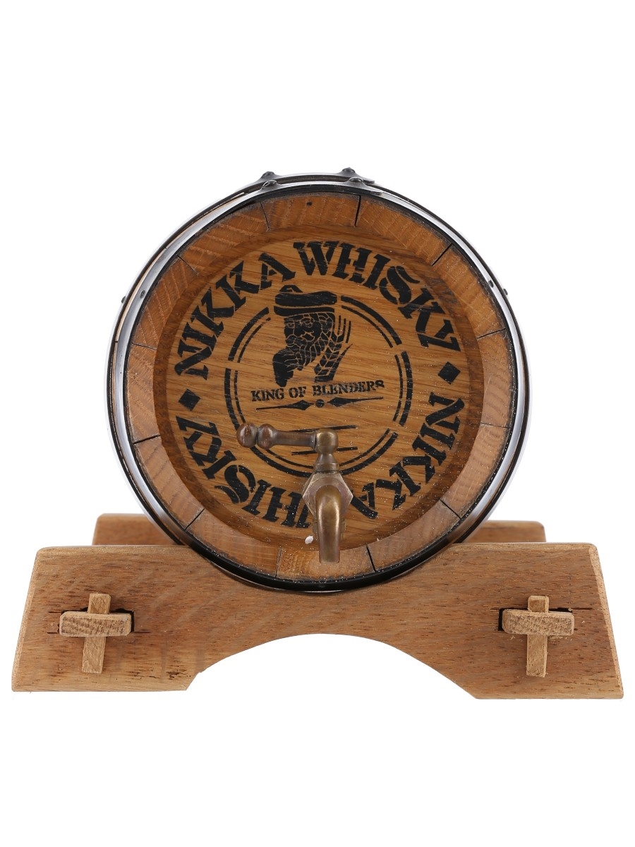 Nikka Whisky Barrel Dispenser King Of Blenders 19cm x 25cm x 15cm