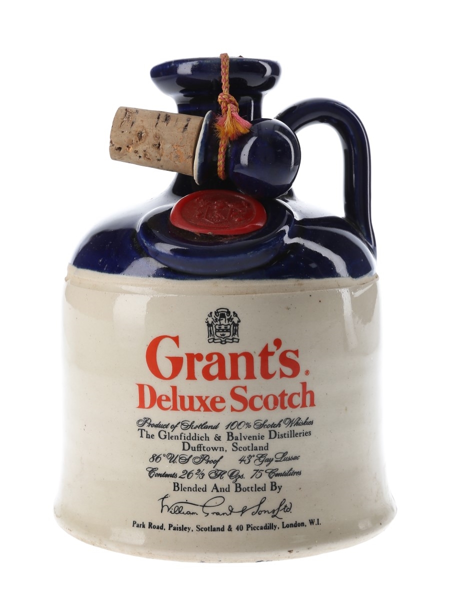 Grant's Deluxe Scotch Bottled 1970s - Ceramic Decanter 75cl