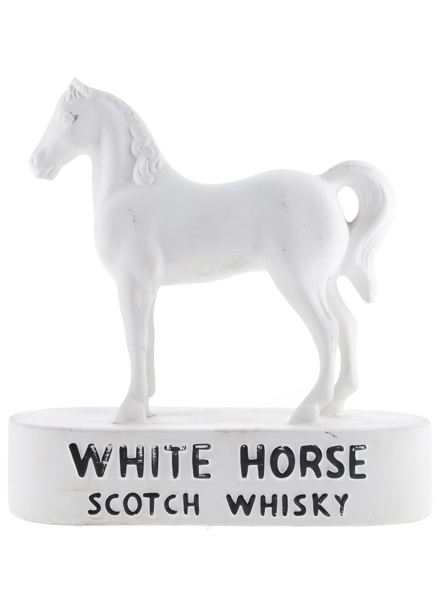 White Horse Scotch Whisky Chalkware Bar Ornament Kelsboro Ware 22cm x 21xm