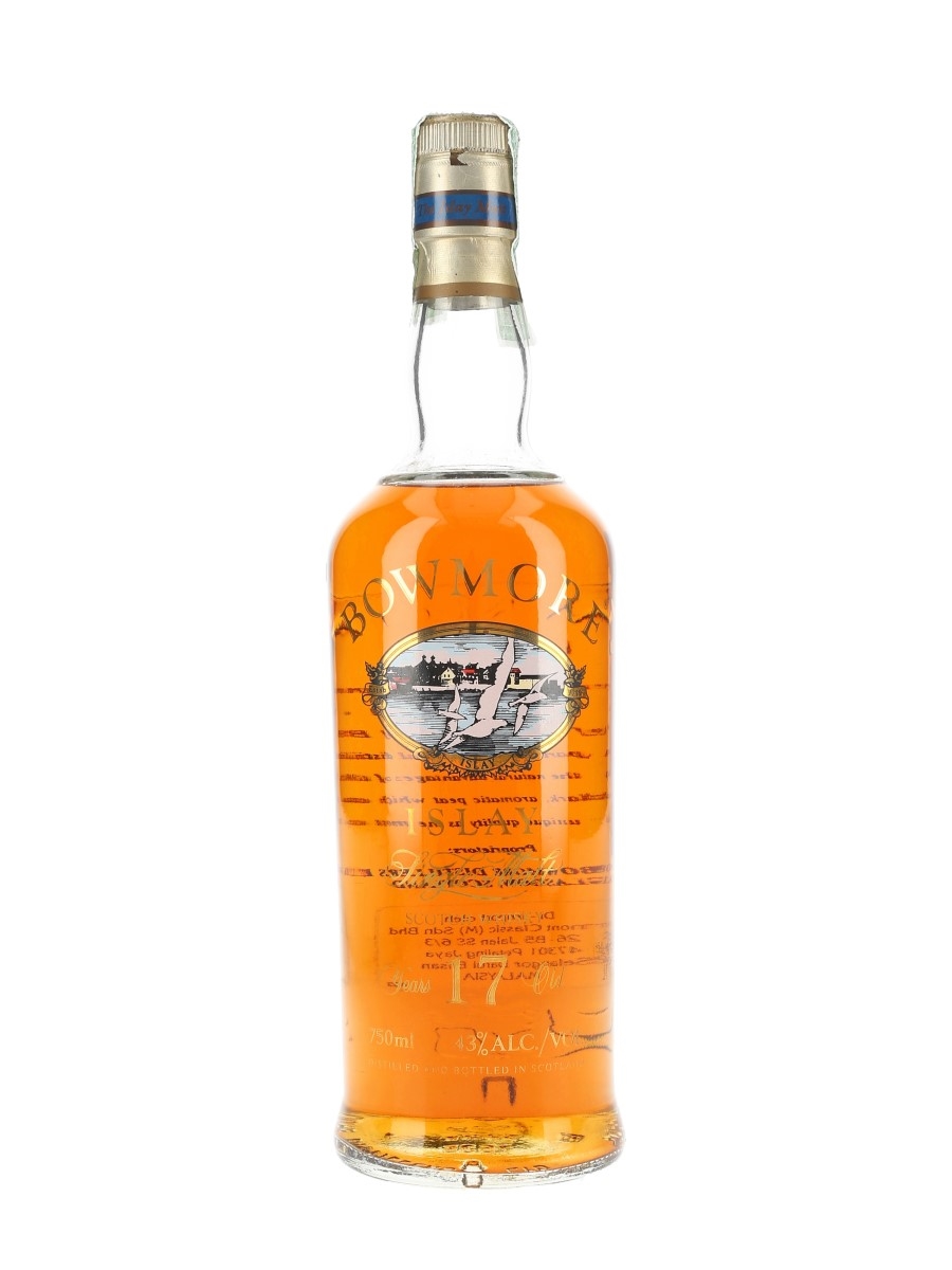Bowmore 17 Year Old Bottled 1990s - Malaysia 75cl / 43%