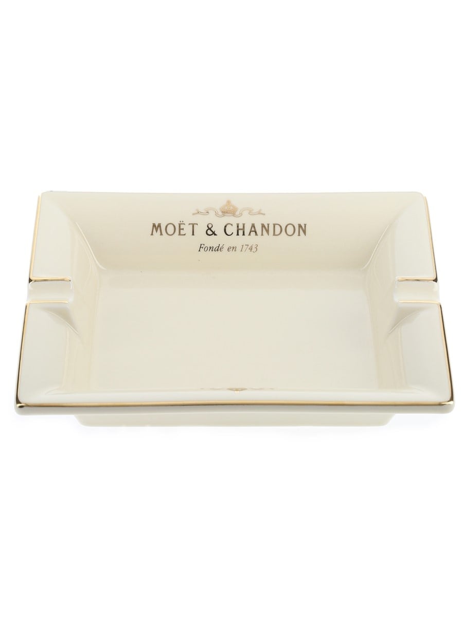 Moet & Chandon Cigar Ashtray - Lot 88157 - Buy/Sell Glassware