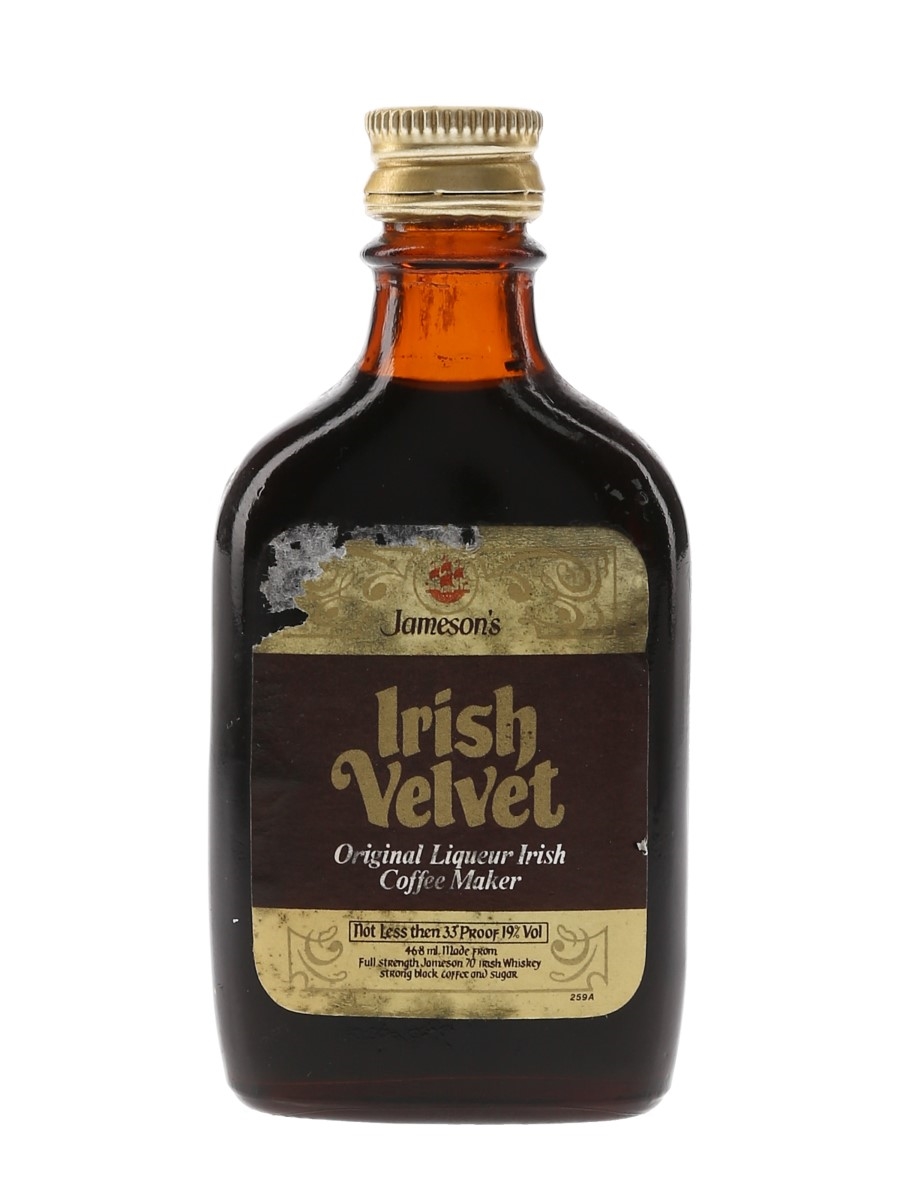 Jameson's Irish Velvet Bottled 1970s 4.7cl / 19%