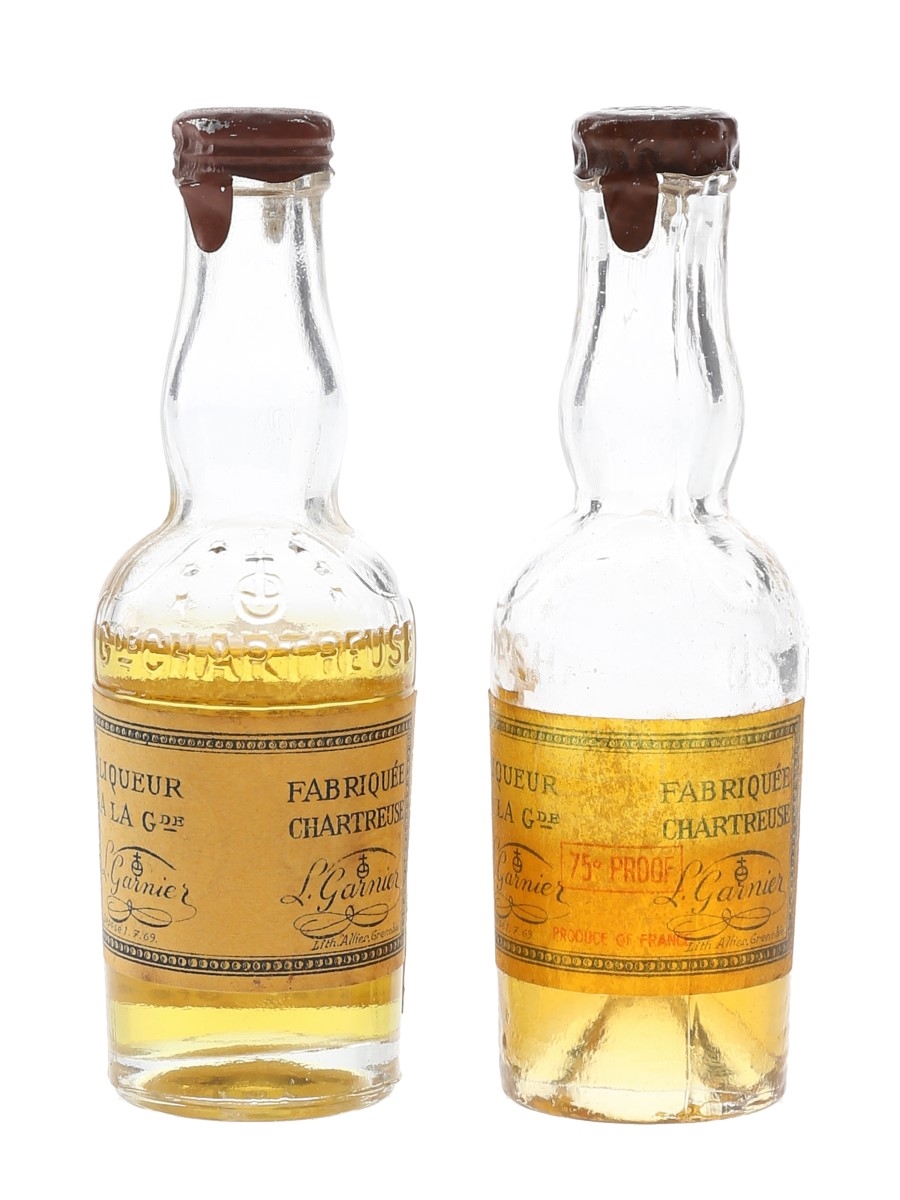Chartreuse Yellow Bottled 1941-1956 2 x 3cl / 43%