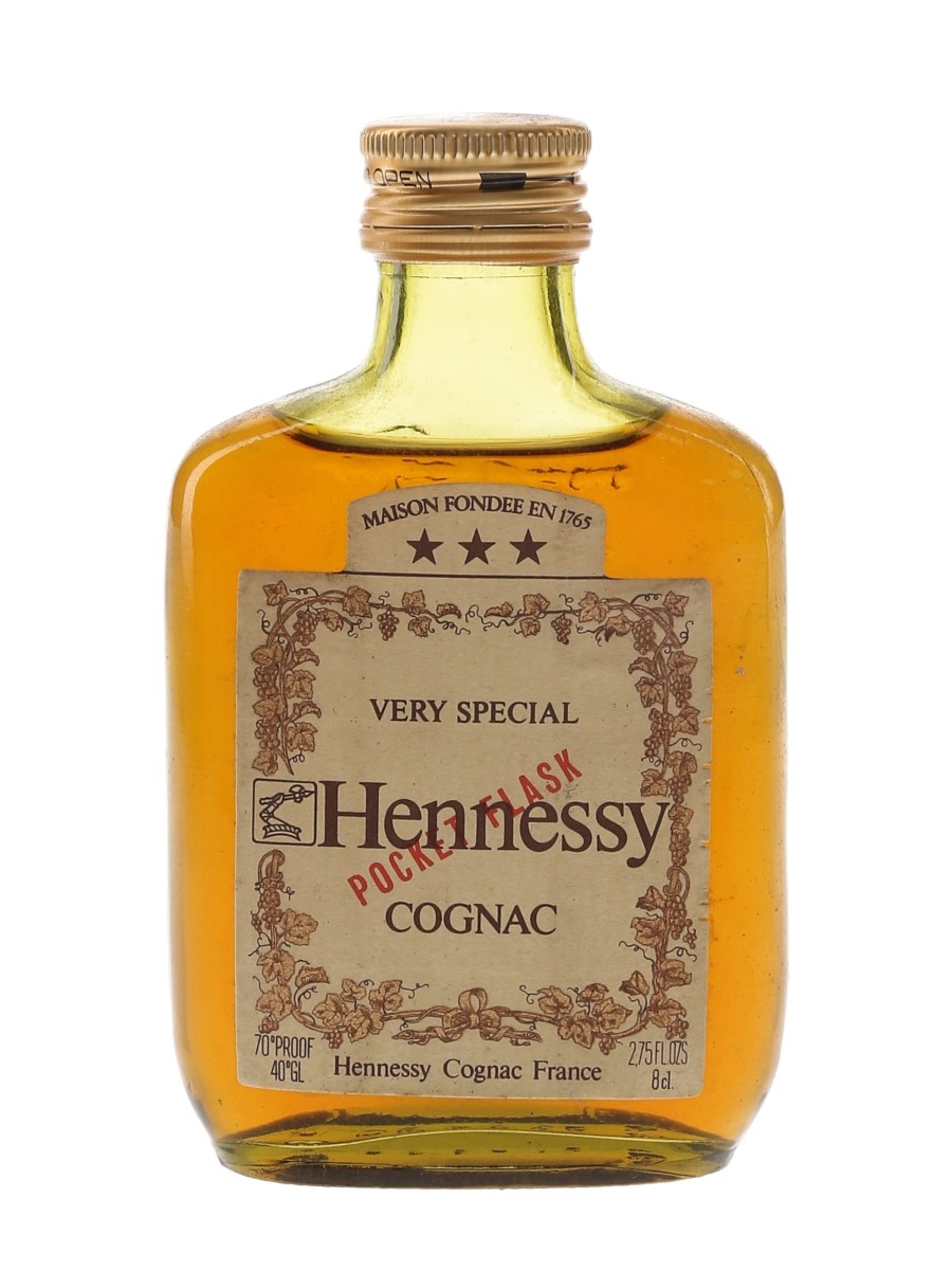 Hennessy 3 Star Very Special Pocket Flask Bottled 1970s-1980s 8cl / 40%