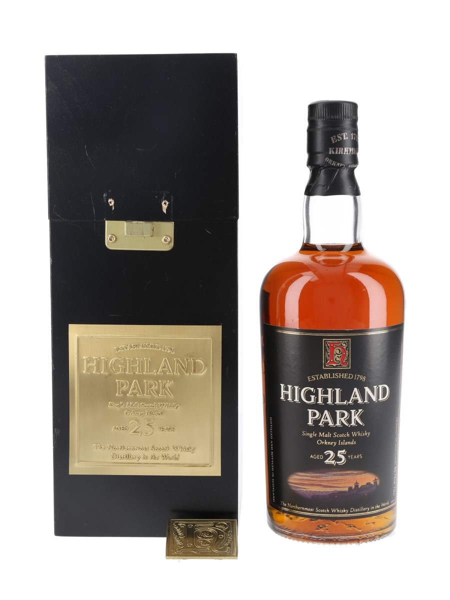 Highland Park 25 Year Old Bottled Early 2000s 70cl / 50.7%