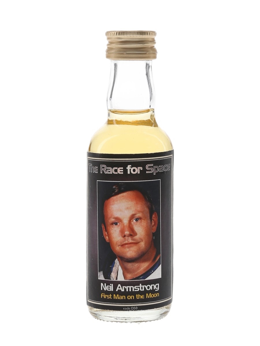 Neil Armstrong First Man On The Moon The Whisky Connoisseur - Race For Space 5cl / 40%
